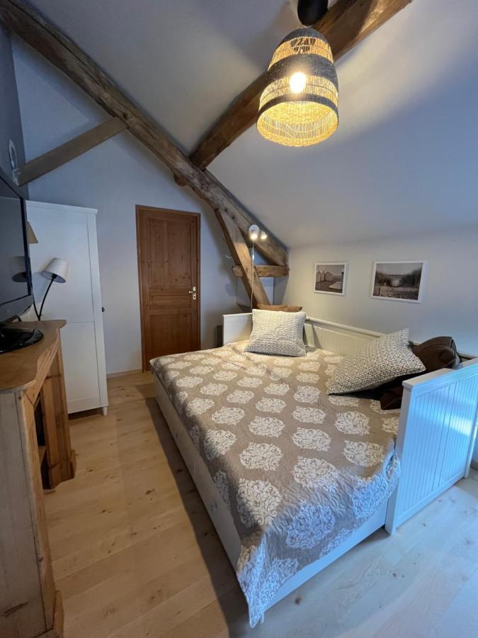 La Maison Des Commis Morestel Extérieur photo